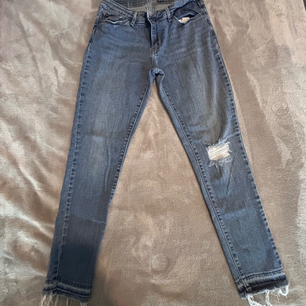 Levi's Women's Ripped Gray Skinny Jeans